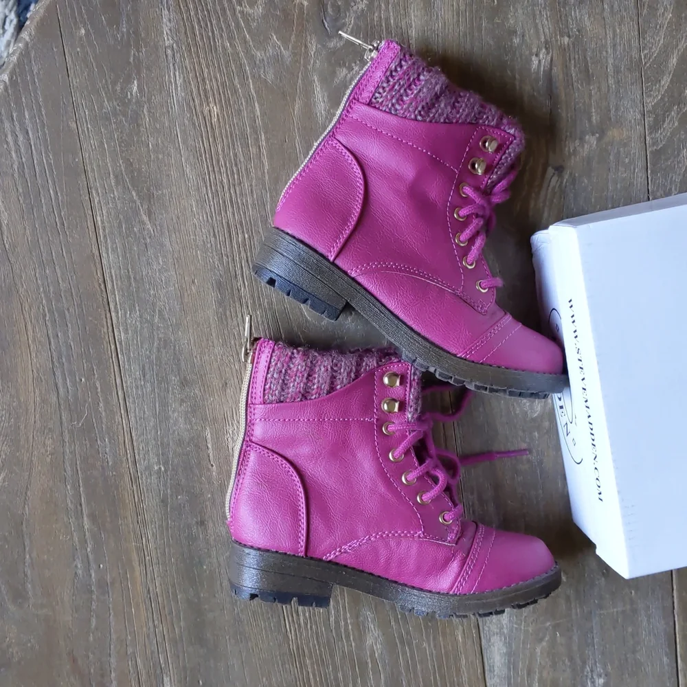 Little Kids Size 10 Steve Madden Pink Tjacksin Zipper Back Lace Up Girl's Boots